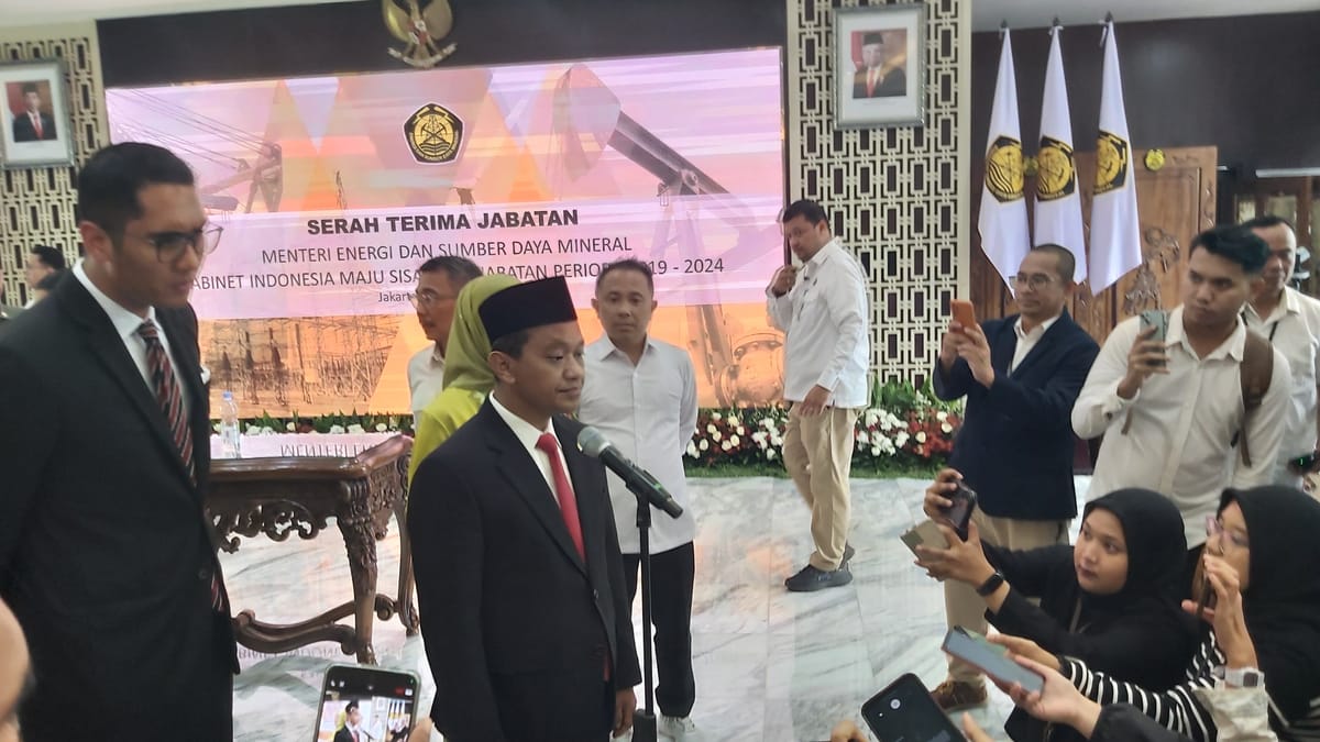 Bahlil Lantik 19 Pejabat Tinggi Pratama, Totoh Abdul Fatah Jabat Sesditjen Minerba