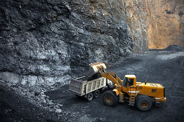 Pemerintah Cabut 39 IUP di Sultra