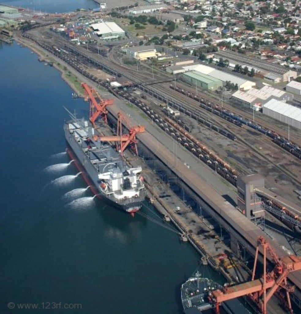 Konflik Rusia-Ukraina Kerek HBA Maret ke USD203,69 per Ton