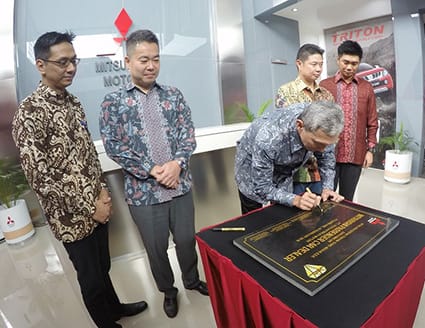 Diler Baru, Kendaraan Penumpang Ketiga di Palembang