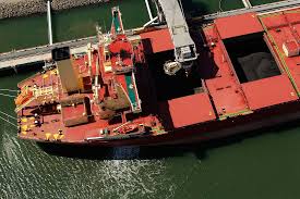 Impor Cina Melemah, Banyak Kapal Menganggur