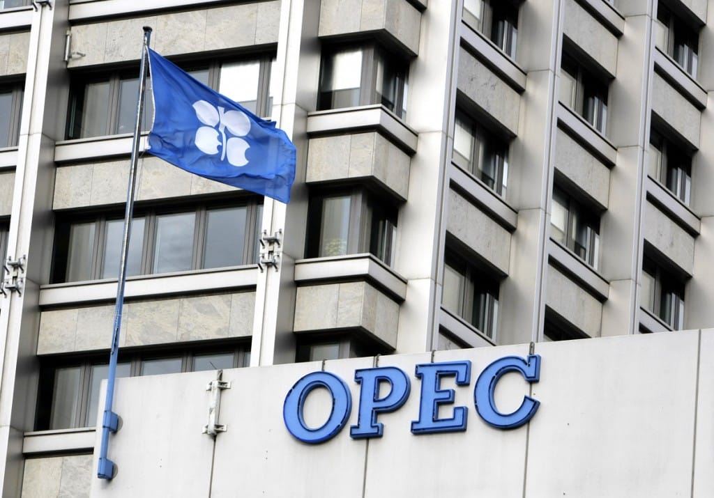 OPEC: Komitmen Pasar Dulu, Baru Pembekuan Produksi