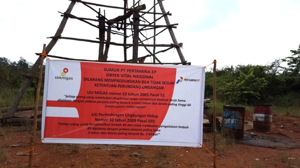 Pertamina EP Pasang Himbauan Bahaya Illegal Drilling Di Sumur Mangunjaya DanKeluang