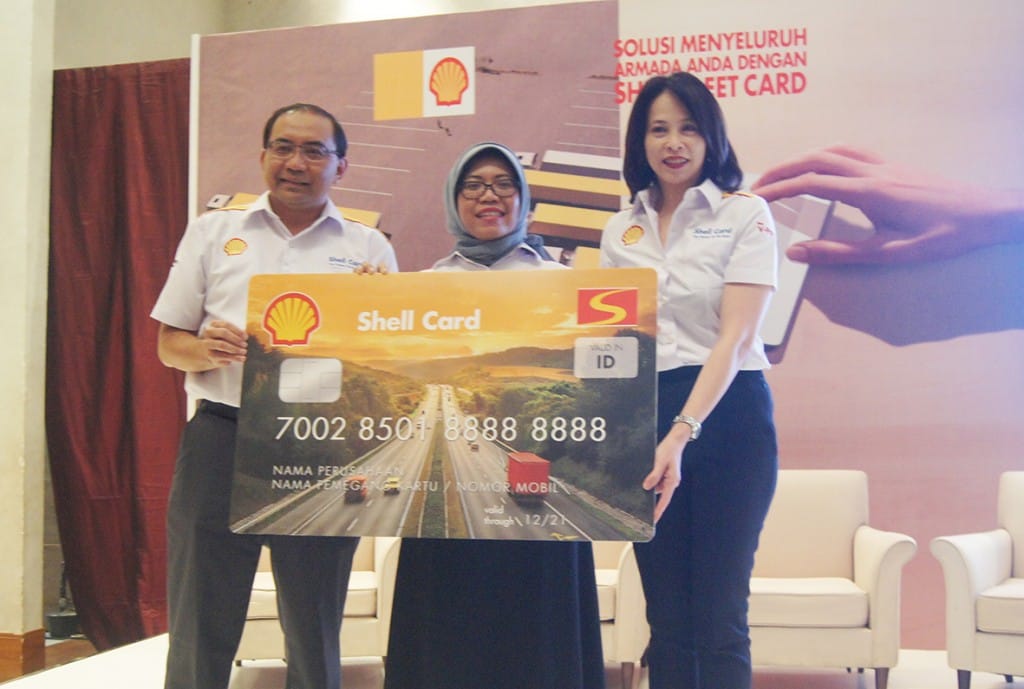 Shell Luncurkan Kartu Pengisian Bahan Bakar Sistem Online dan Pasca-bayar