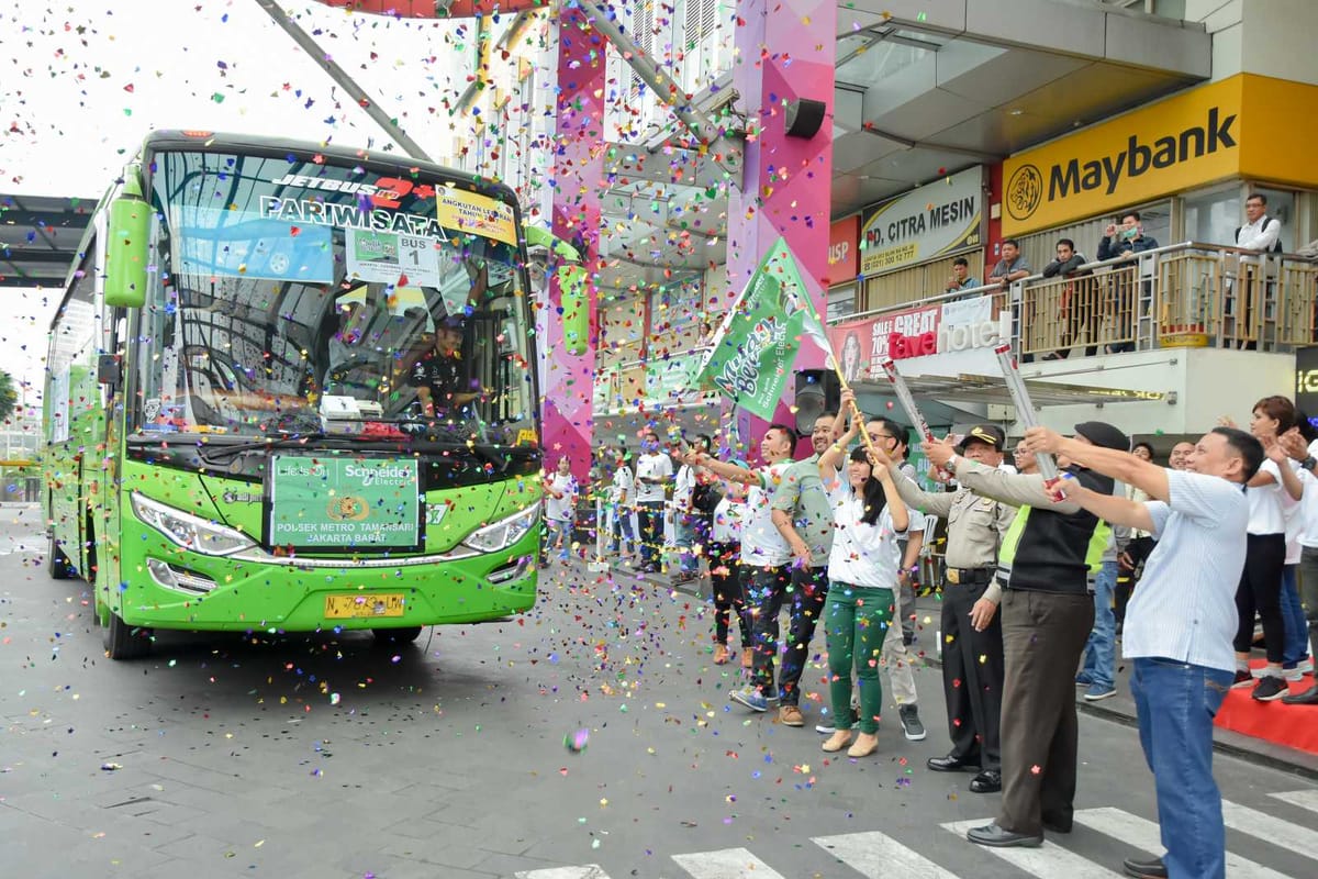 Schneider Electric Indonesia Gelar “Mudik Berkah” Bagi Mitra Usaha Berprestasi