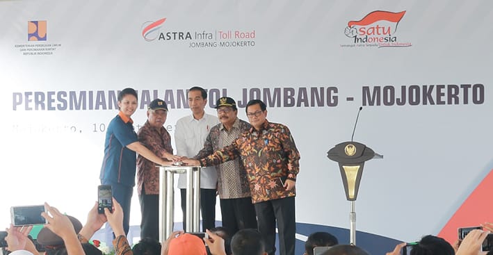 Presiden Jokowi Resmikan Tol Jombang-Mojokerto Milik Astra
