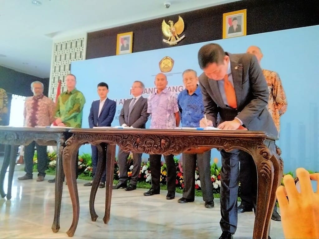 Jonan Minta CSR Jangan Bagi-Bagi Buku Lagi