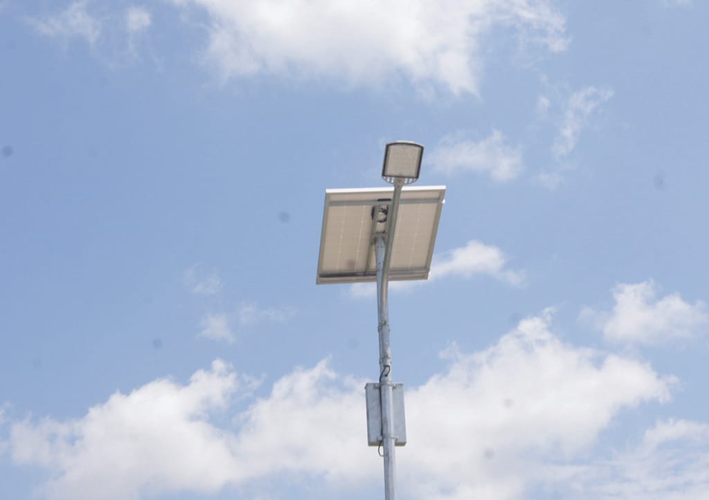 Pemerintah Bangun 253 Titik Penerangan Jalan Tenaga Surya Di Siak