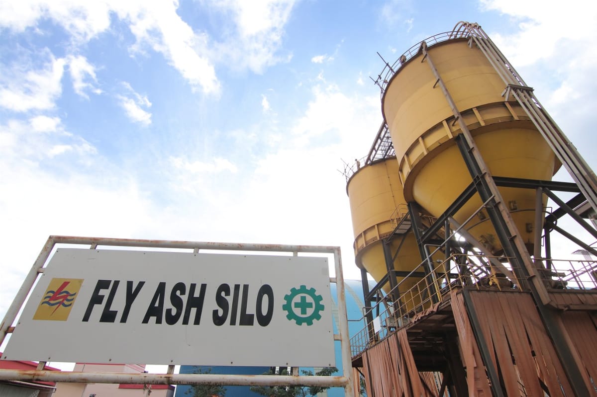 PLN Manfaatkan FABA Jadi Bahan Konstruksi di Kalimantan