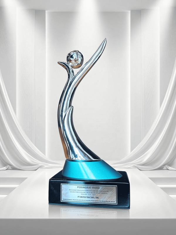 Komitmen Lingkungan Terbukti, Grup United Tractors Raih PROPER Hijau dan Biru dari KLH