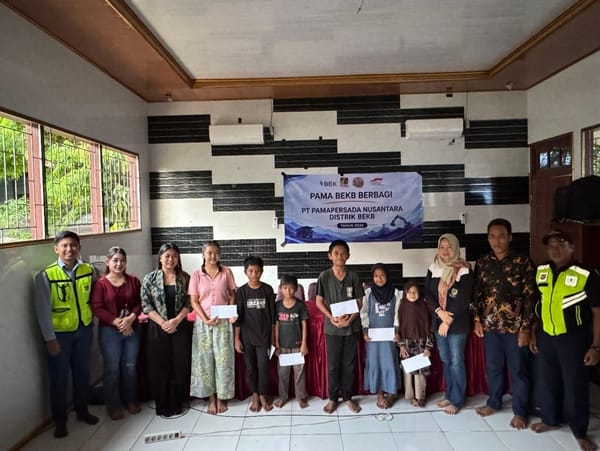 PT Pamapersada Nusantara Distrik BEKB Gelar Santunan Sosial di Desa Benangin