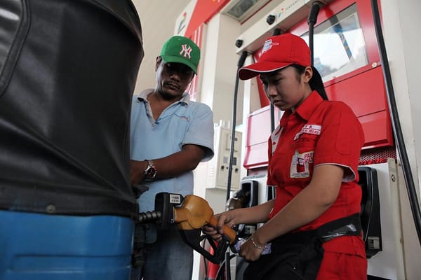 BPH Minta Pertamina Dan AKR Corporindo Amankan Pasokan BBM