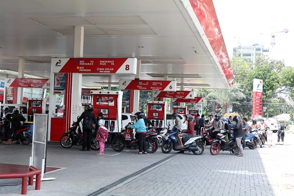 Pegawai Pertamina di Perbatasan Tetap Bekerja