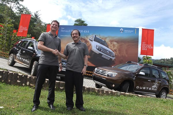 Duster 4x4 Renault Ramaikan Pasar SUV Indonesia