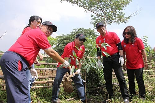 Perta-Samtan Gas Tanam 5000 Pohon