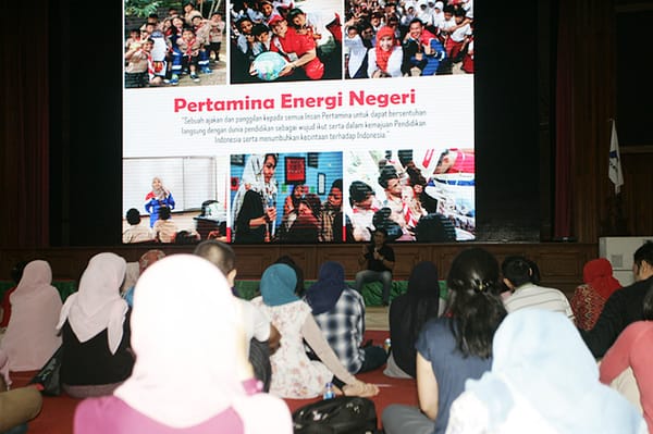 Pertamina Sebar 129 Pekerja Muda Mengajar di Sekolah Dasar