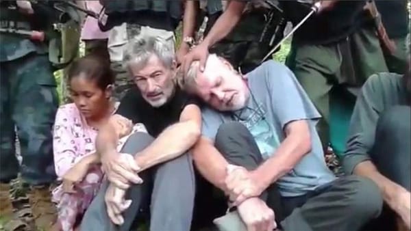 Abu Sayyaf Ancam Penggal Kepala Sandera