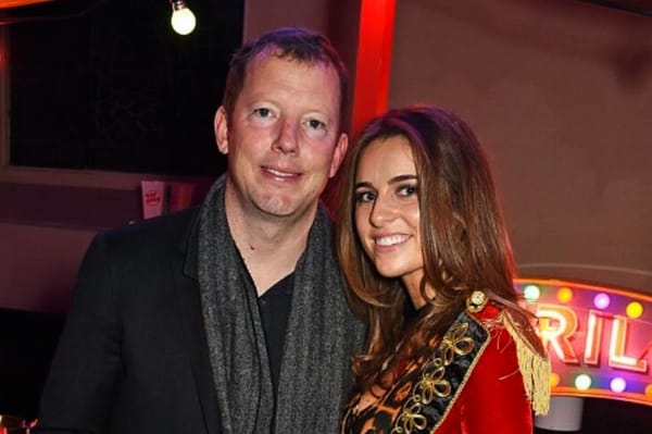 Nath Rothschild, Bekas Pemilik Berau, Menikahi Model Majalah Pria Dewasa