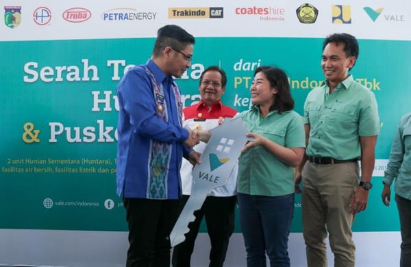 Pasca Gempa dan Tsunami Palu, Vale Serahkan Huntara dan Puskesmas