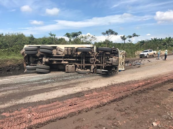Dump Truck Batu Bara Terguling, Pengemudi Meninggal Dunia