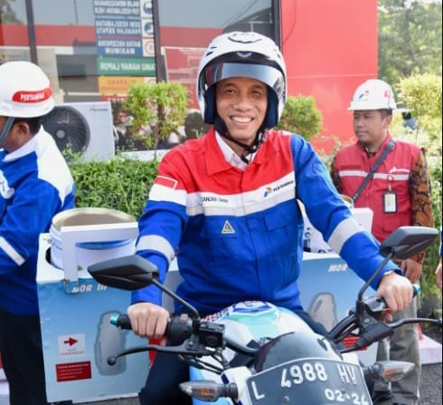 Pantau TBBM Plumpang,  Archandra Pastikan Pasokan BBM Aman