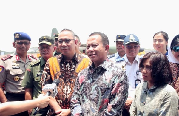 Alumni PPSA XXI Lemhannas RI Bantu APD Untuk Dua Rumah Sakit Rujukan Covid 19