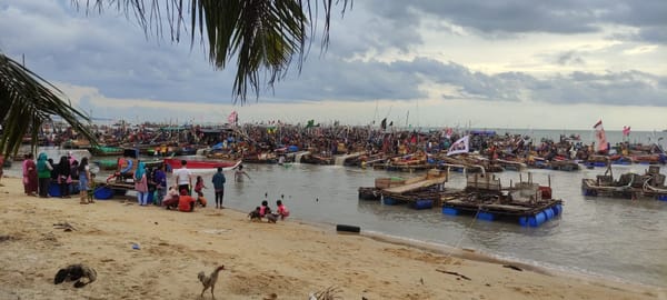 Langar Zona Penambangan, KKP Hentikan 2 Kapal Isap Pasir Timah