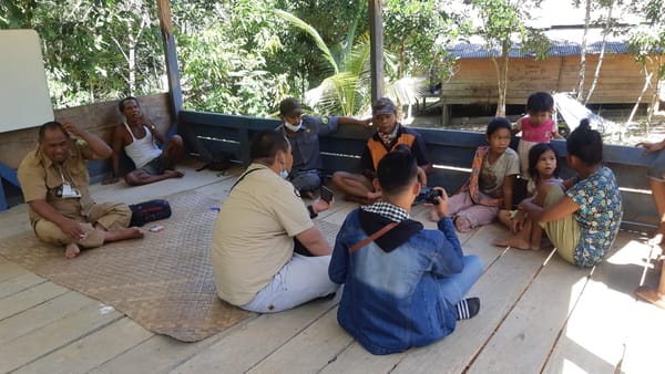 Fasilitas Pendidikan Untuk Suku Anak Dalam