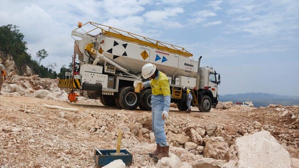 Dawagel, Solusi Peledakan Batuan Stuktur Kompleks