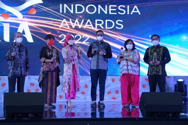 Dua Program CSR Berau Coal Raih Gold Winner Di Ajang Public Relation Indonesia Award 2022