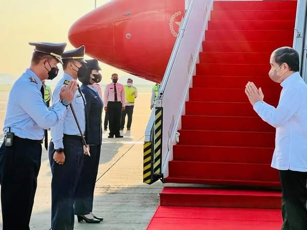 Presiden Joko Widodo Hadiri Seremoni Implementasi Industri Baterai Listrik Di Batang