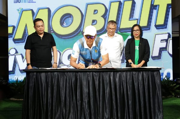 Percepat Transisi Energi, PLN Gandeng 14 Produsen Kendaraan Listrik dan Grab Indonesia