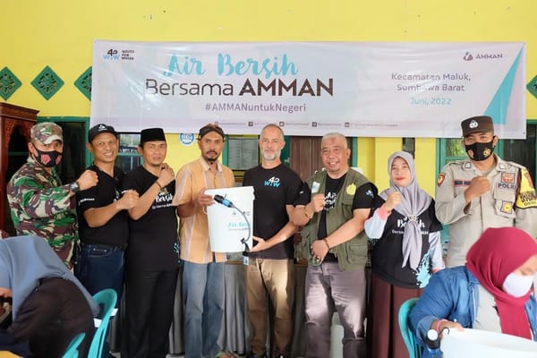AMMAN Kembali Distribusikan Filter Air, Perluas Akses Air Bersih bagi Warga KSB