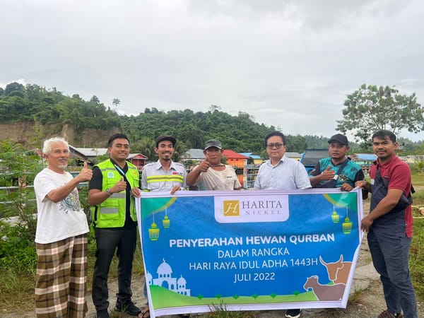 Rayakan Idul Adha, Harita Nickel Salurkan Hewan Kurban 24 Ekor Sapi
