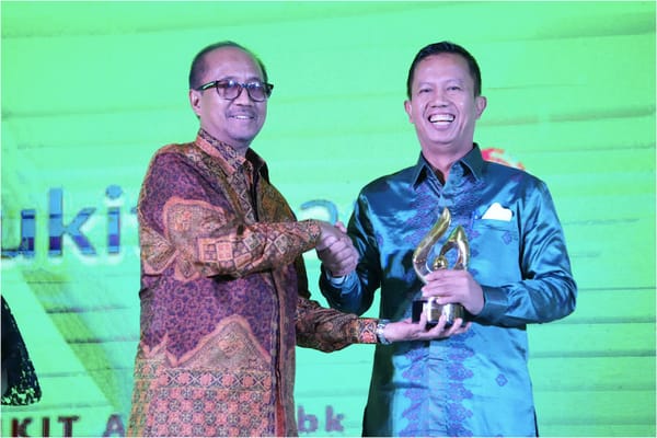 Bukit Asam Sabet 3 Penghargaan di Ajang TJSL&CSR Award 2022