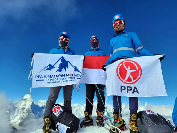 Tim Ekspedisi PPA Capai Misi Pertama Summit Island Peak Di Pegunungan Himalaya