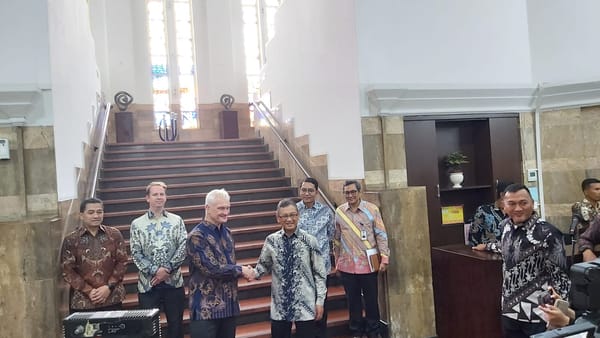 Indonesia-Inggris Perpanjang Kerja Sama Transisi Energi Rendah Karbon Hingga 2027