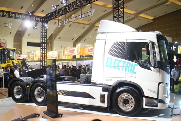 Dukung Dekarbonisasi, Volvo Luncurkan Truck Listrik Pertama di Mining Indonesia 2024